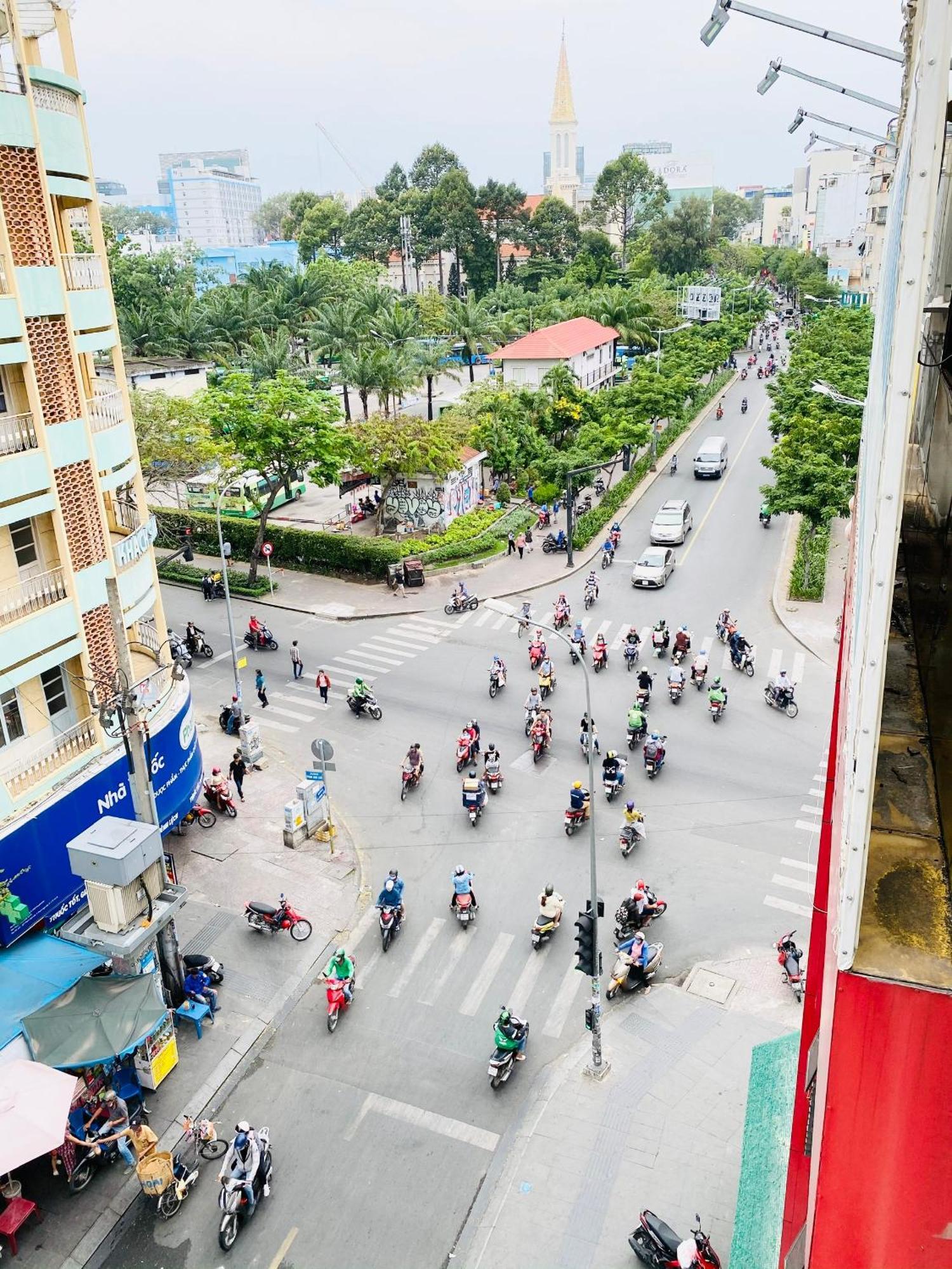 Home Away Do Quang Dau- Homestay, City Center, D1 Ho Chi Minh City Bagian luar foto